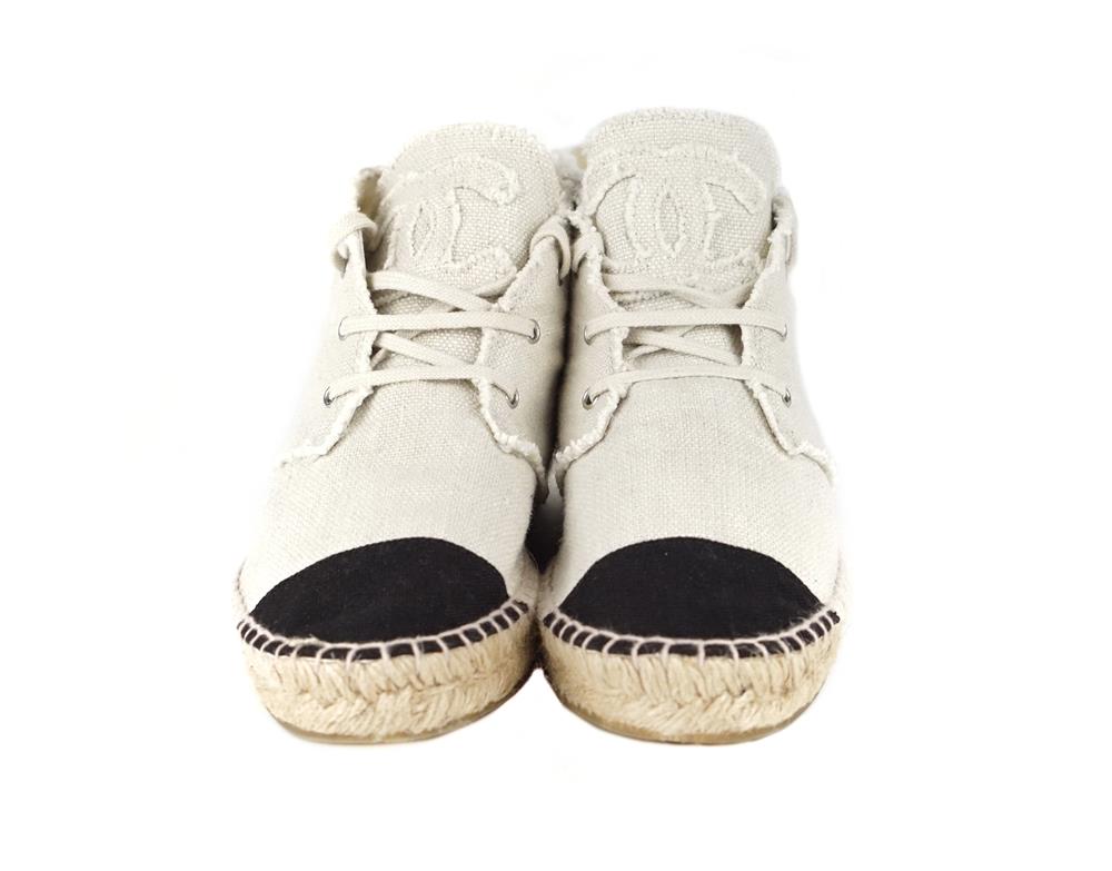 ESPADRILLES - CHANEL HIGH TOP