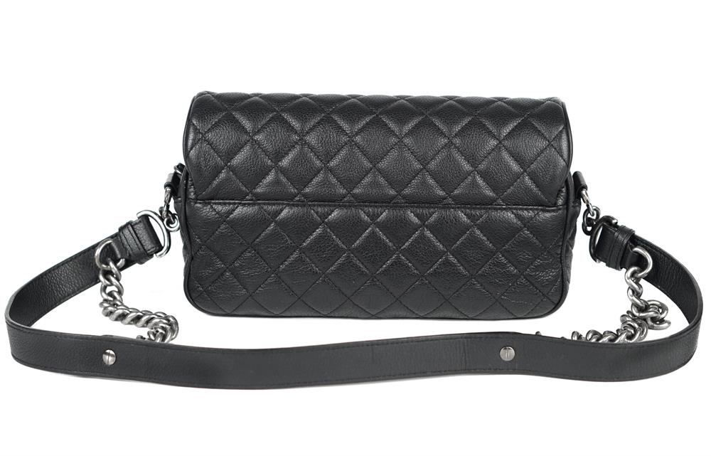 SCHULTERTASCHE - CHANEL CASUAL ROCK FLAP MEDIUM