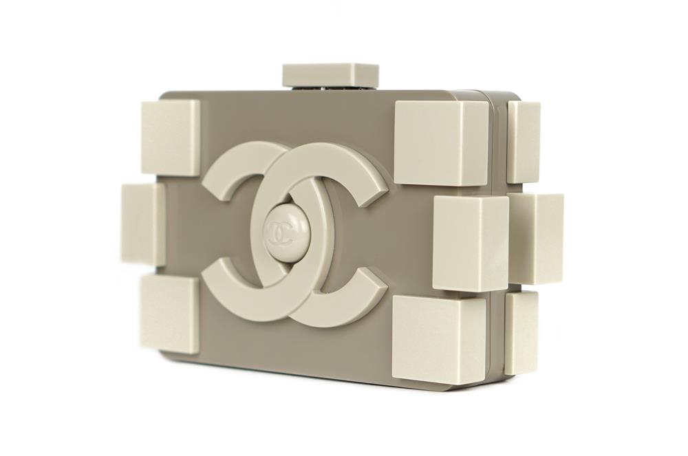 UMHÄNGETASCHE - CHANEL BRICK LEGO