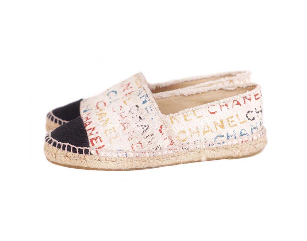 ESPADRILLES - CHANEL AUS LEINEN BUNT