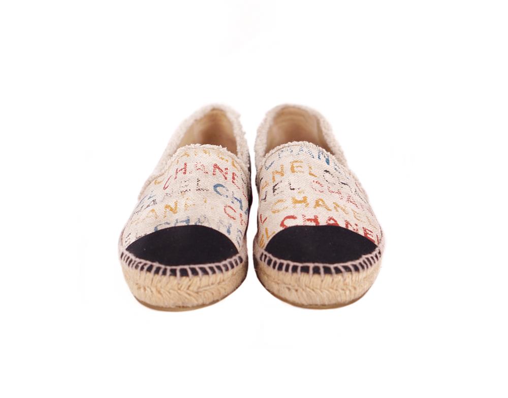 ESPADRILLES - CHANEL AUS LEINEN BUNT