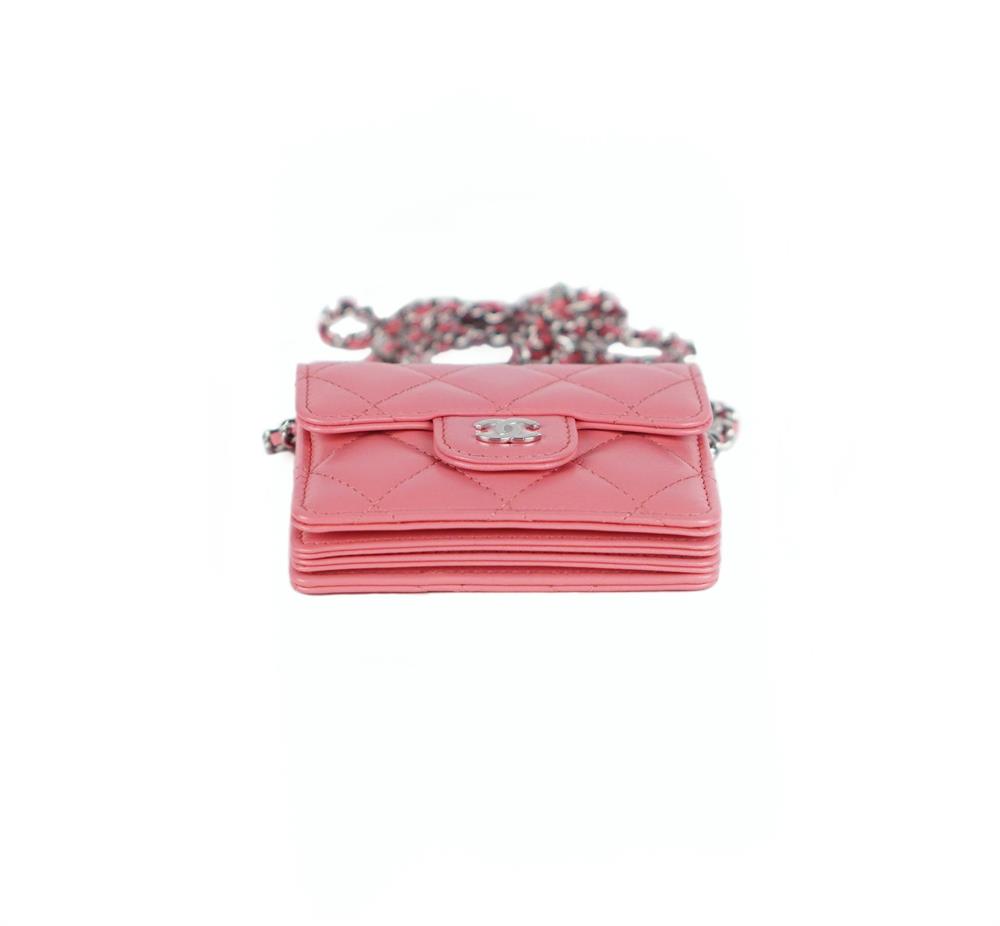 UMHÄNGETASCHE - CHANEL CLASSIC FLAP CARD HOLDER WITH CHAIN LIGHT PINK