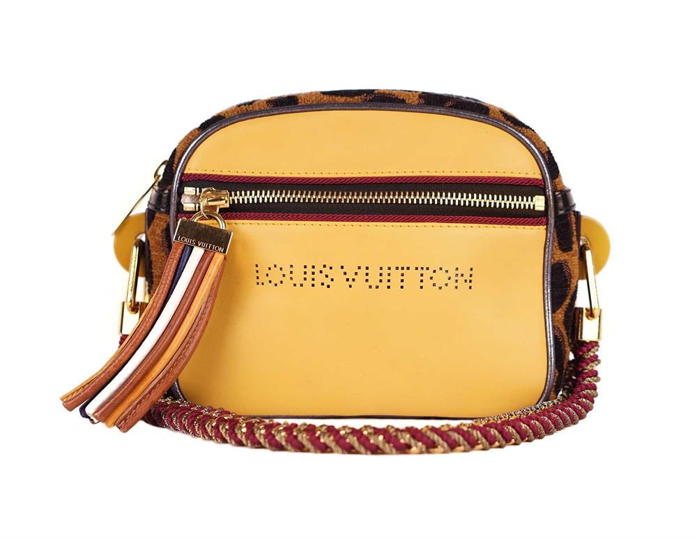 UMHÄNGETASCHE - LOUIS VUITTON FLIGHT SAVANE GELB