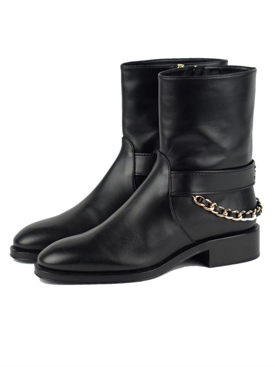 BOOTS - CHANEL CHAIN SHORT