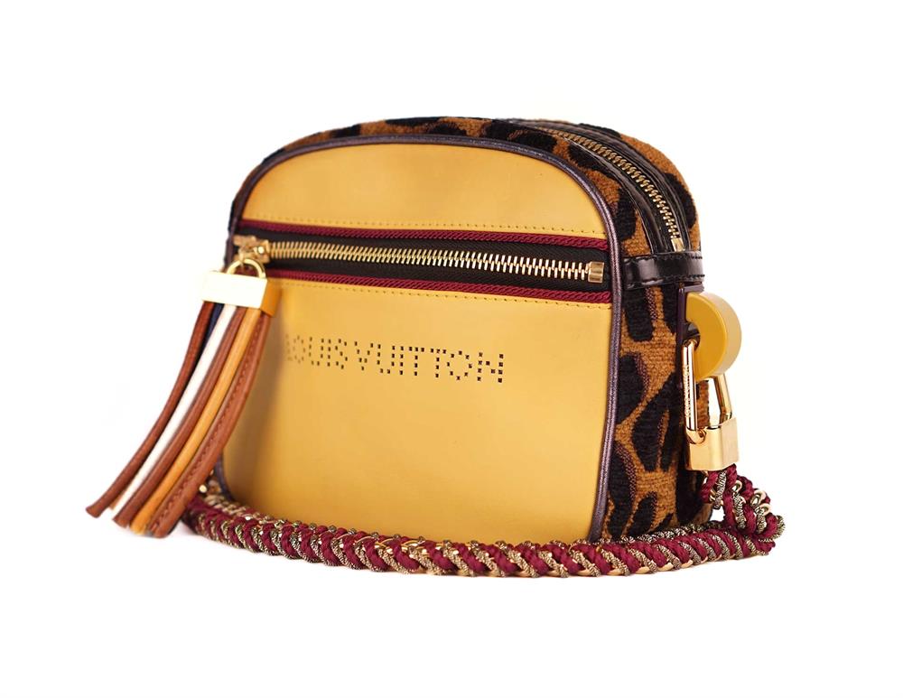 UMHÄNGETASCHE - LOUIS VUITTON FLIGHT SAVANE GELB