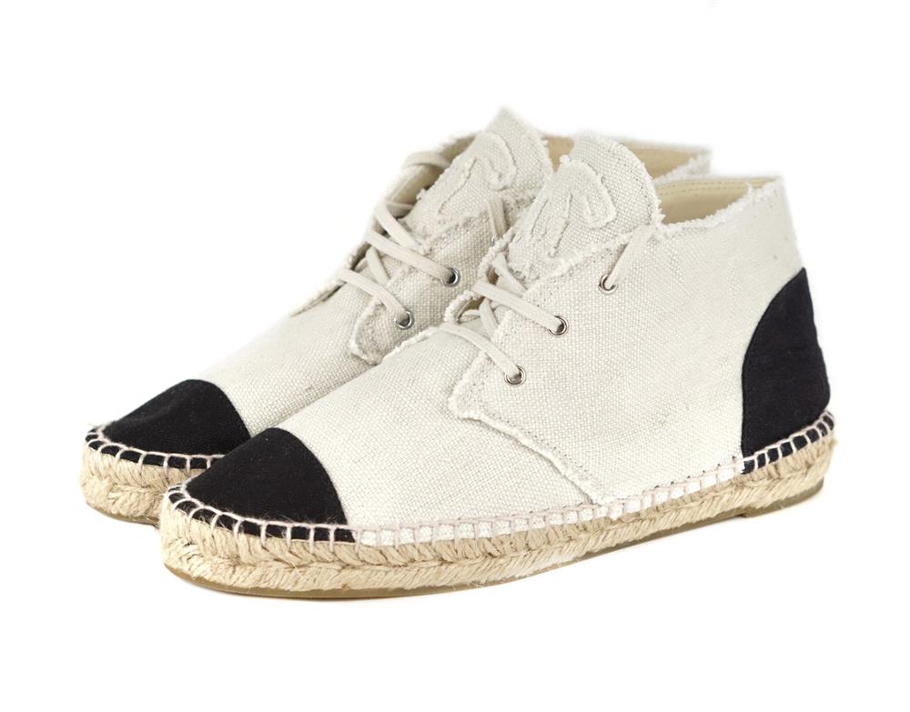 ESPADRILLES - CHANEL HIGH TOP