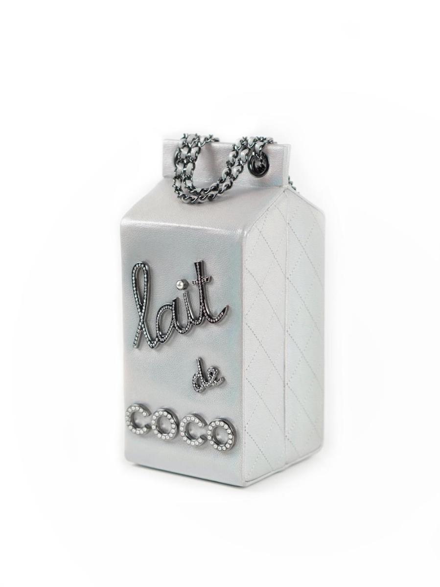 UMHÄNGETASCHE - CHANEL LAIT DE COCO MILK CARTON